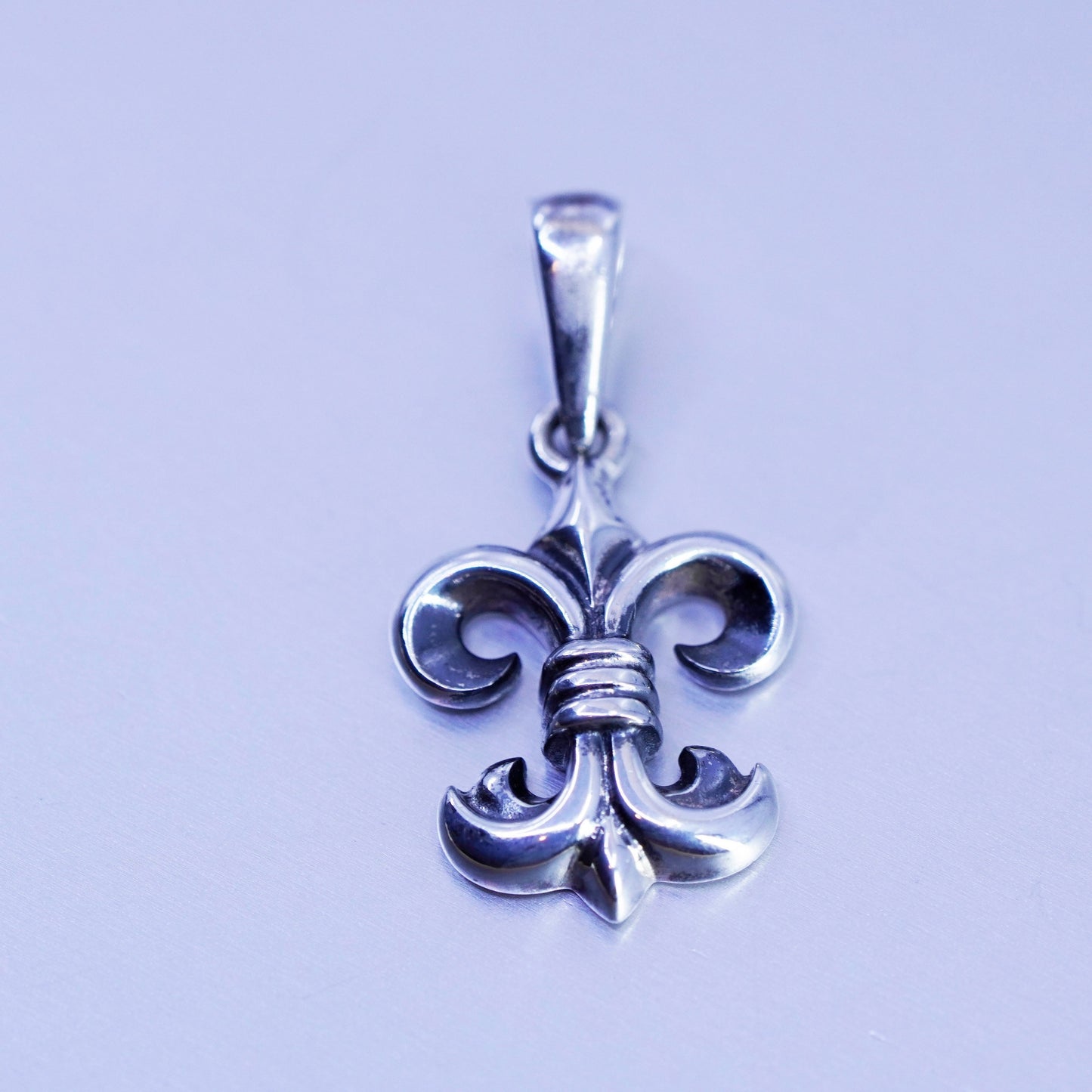 French symbol sterling 925 silver handmade filigree the fleur-de-lis pendant