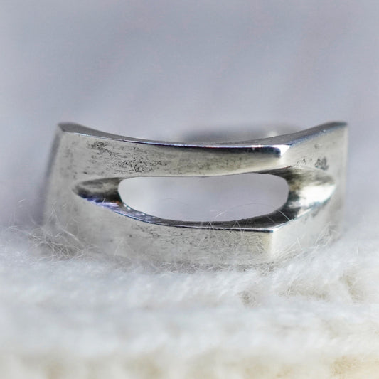 Size 6.5, vintage sterling silver handmade ring, 925 wave band, minimalist