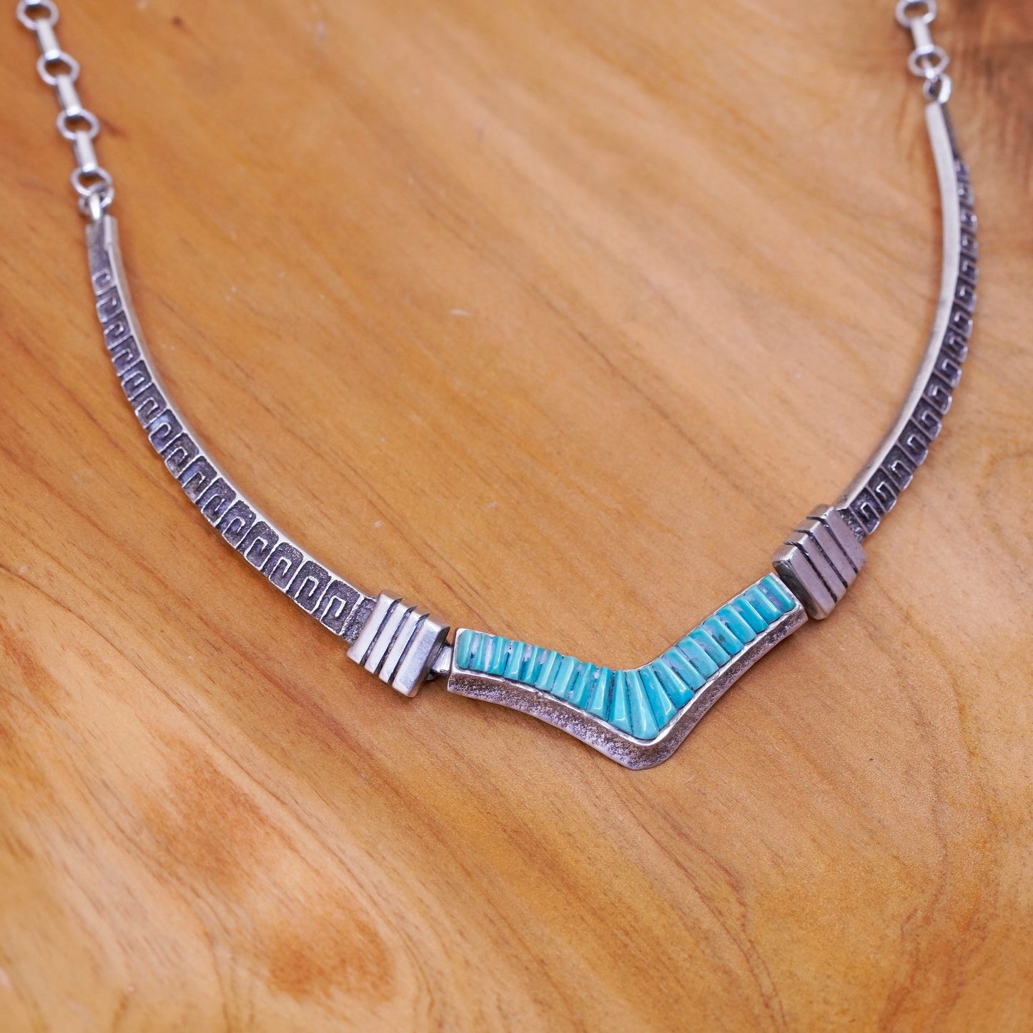 18”. Native American Navajo elongated Greek key chain V necklace turquoise