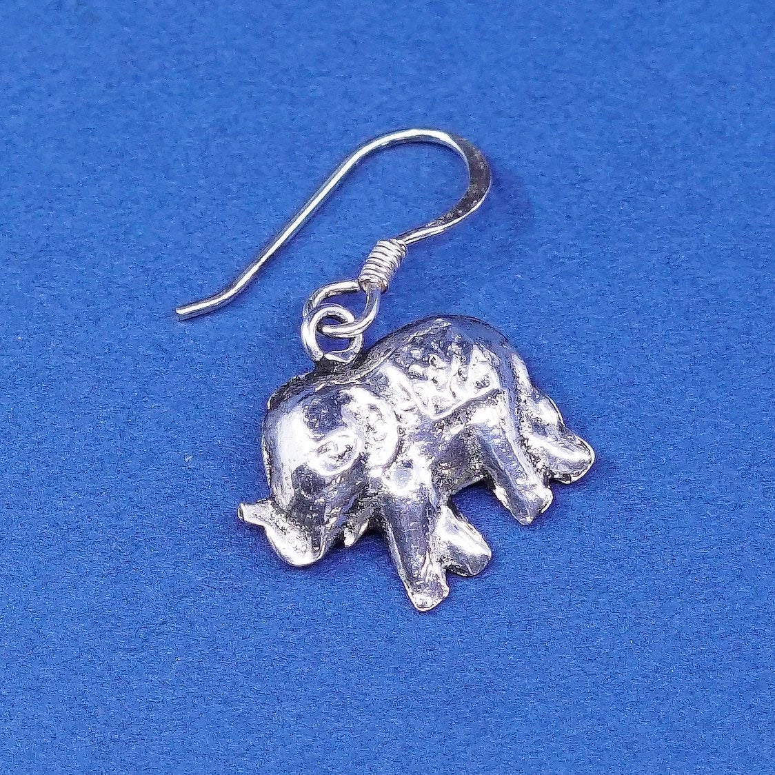 vtg Sterling Silver handmade Earrings. Puffy 925 silver elephant dangles