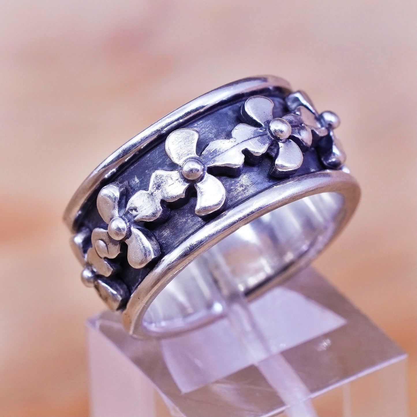 Size 6.5, vintage Sterling silver prayer ring, 925 spinner flower band