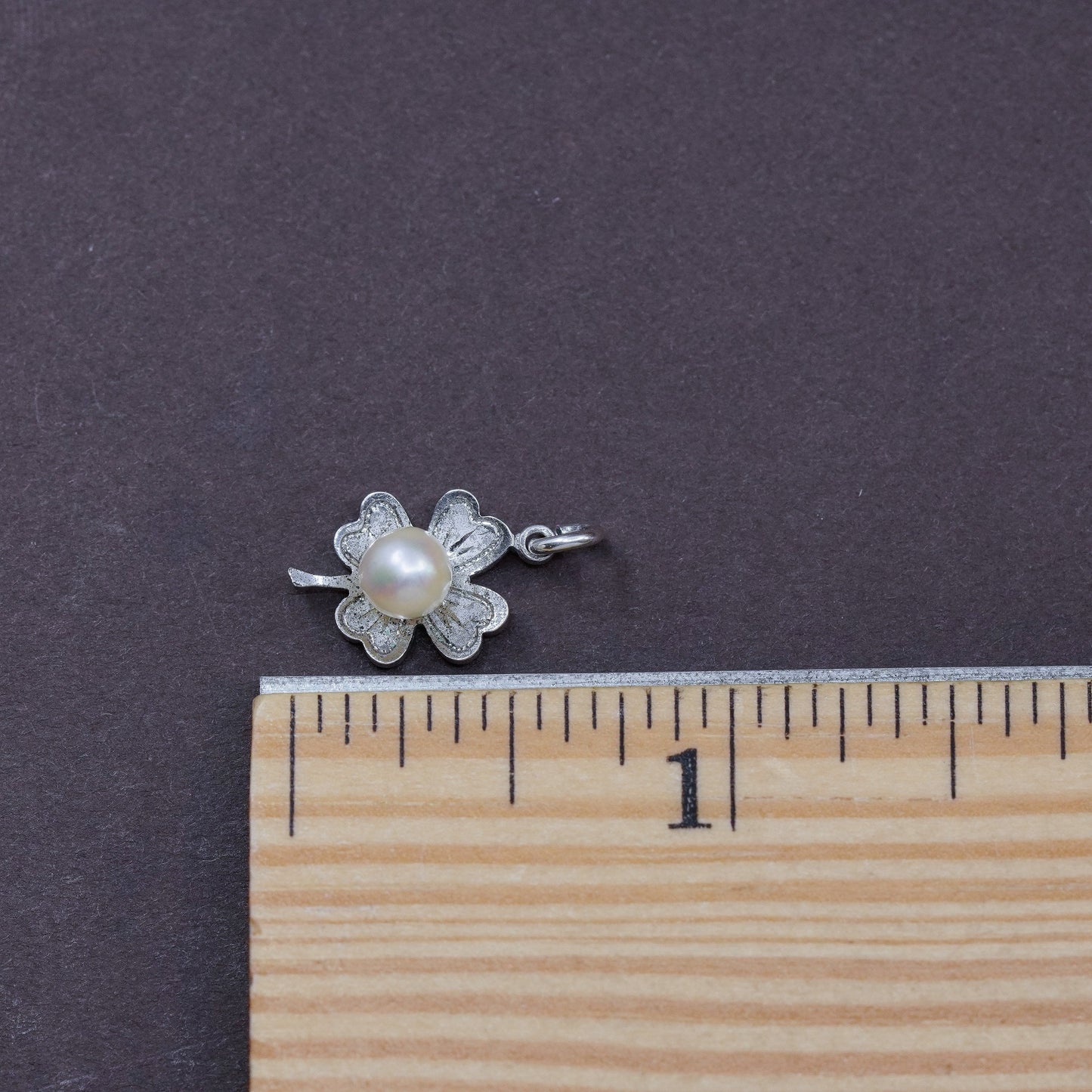 Vintage Sterling silver handmade flower pendant, 925 lucky clover with pearl