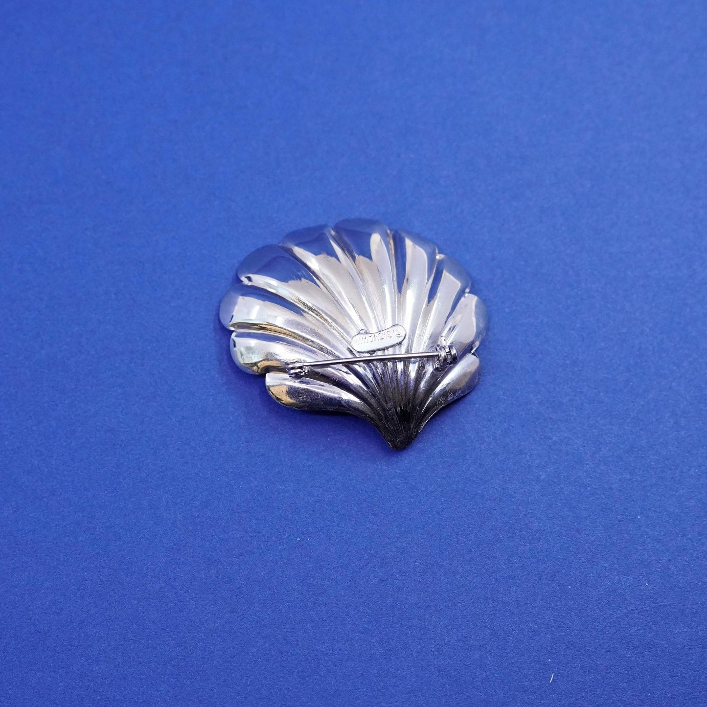 Giovanni silver tone handmade brooch, shell with pearl