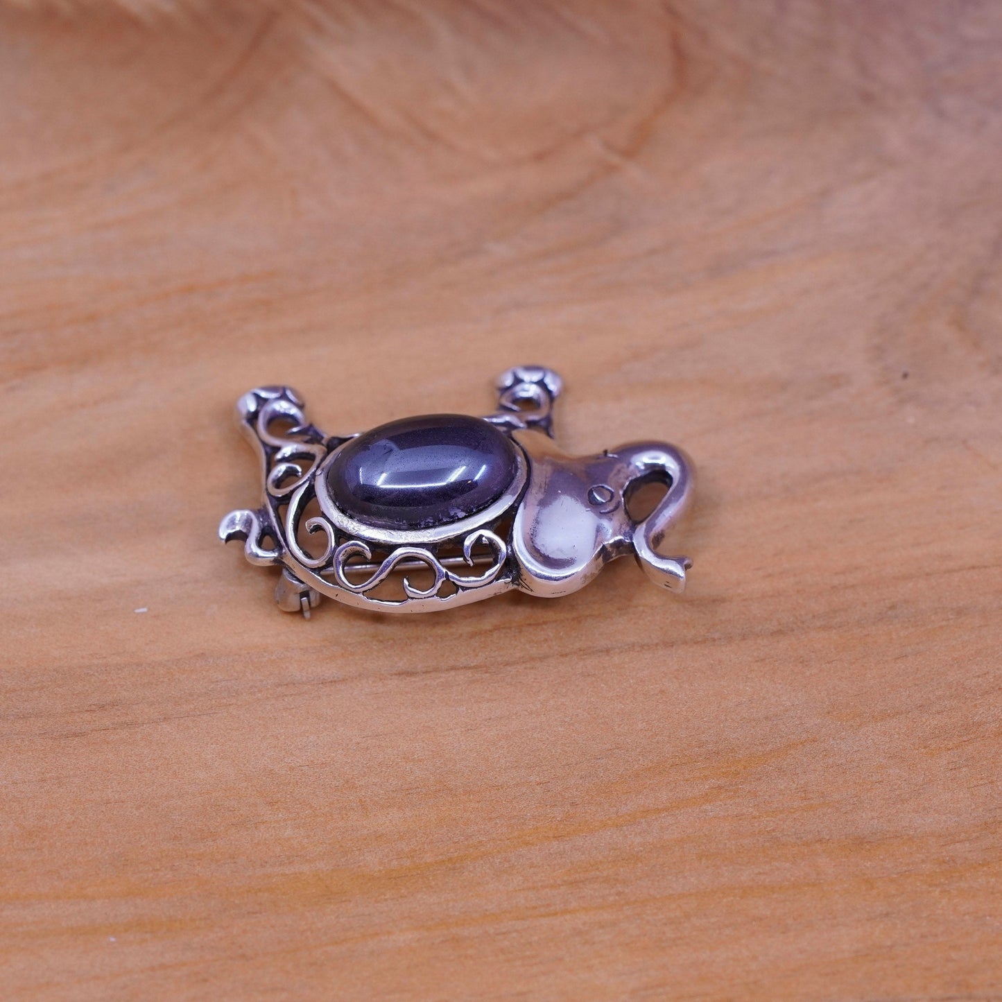 Vintage FA handmade sterling 925 silver filigree elephant brooch with hematite