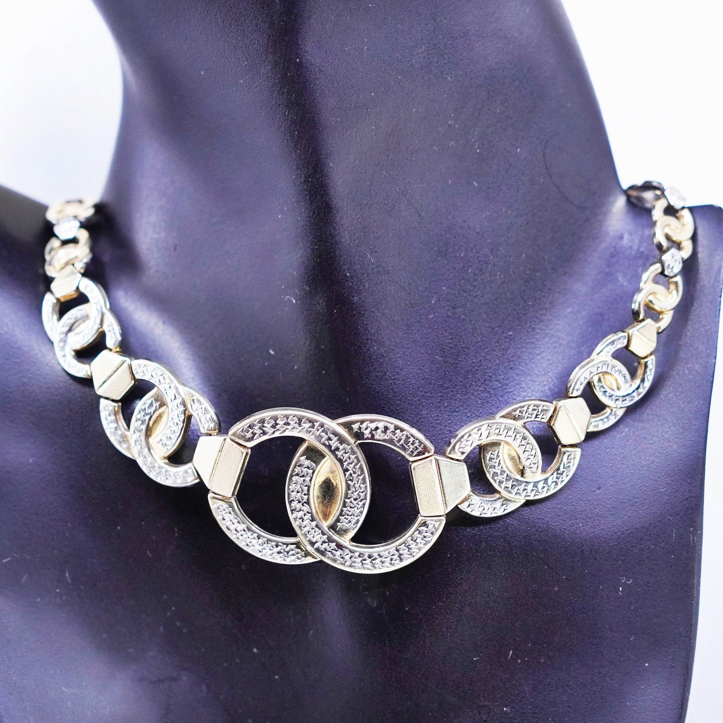 18”, 1/10 10K yellow gold Sterling 925 silver double circle textured necklace