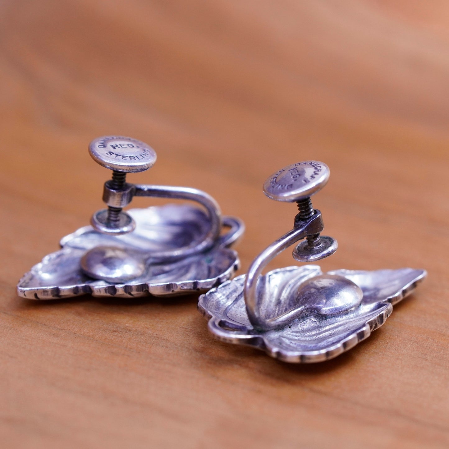 vtg danecraft Sterling silver handmade earrings, 925 leaf screw back earrings
