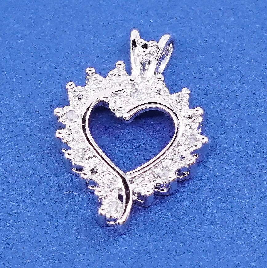 vtg Sterling silver handmade pendant solid 925 silver heart, stamped 925