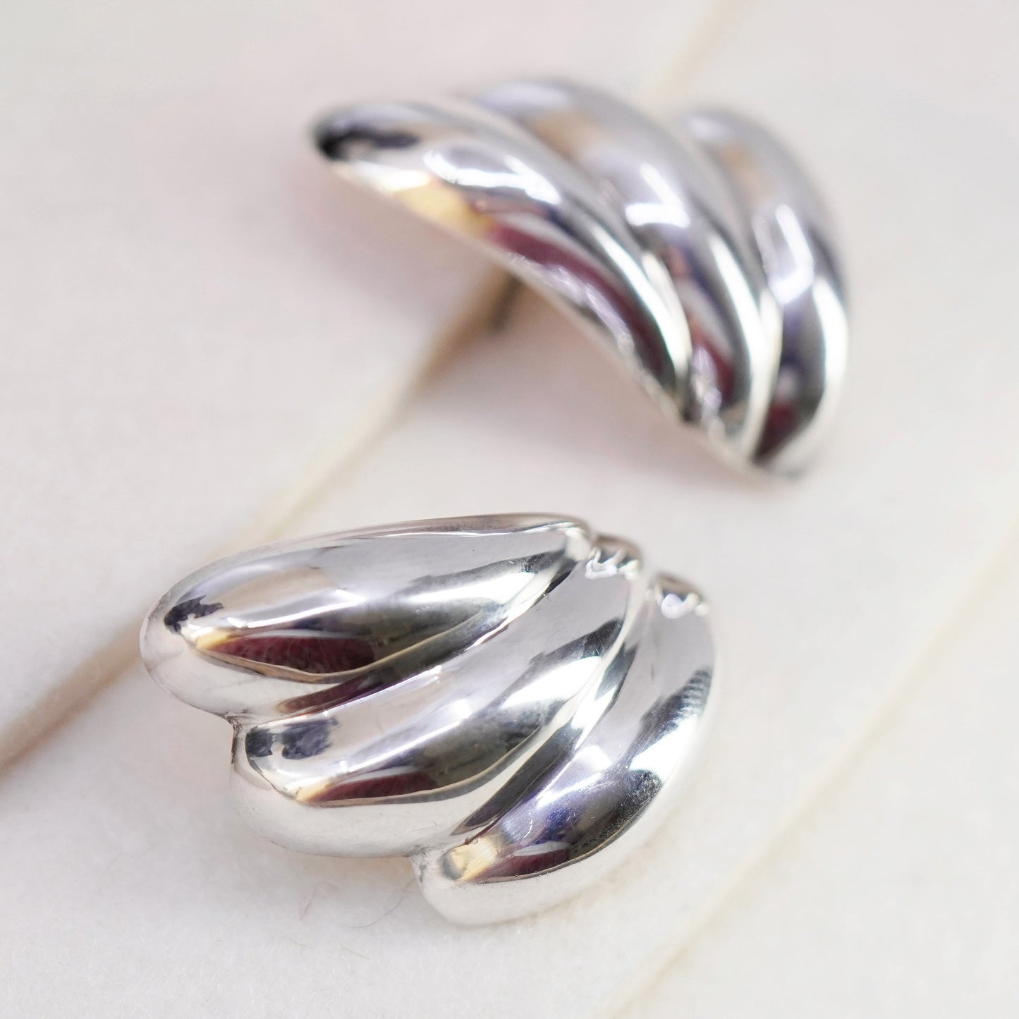 Vintage Sterling 925 silver handmade earrings, puffy ribbed wings studs