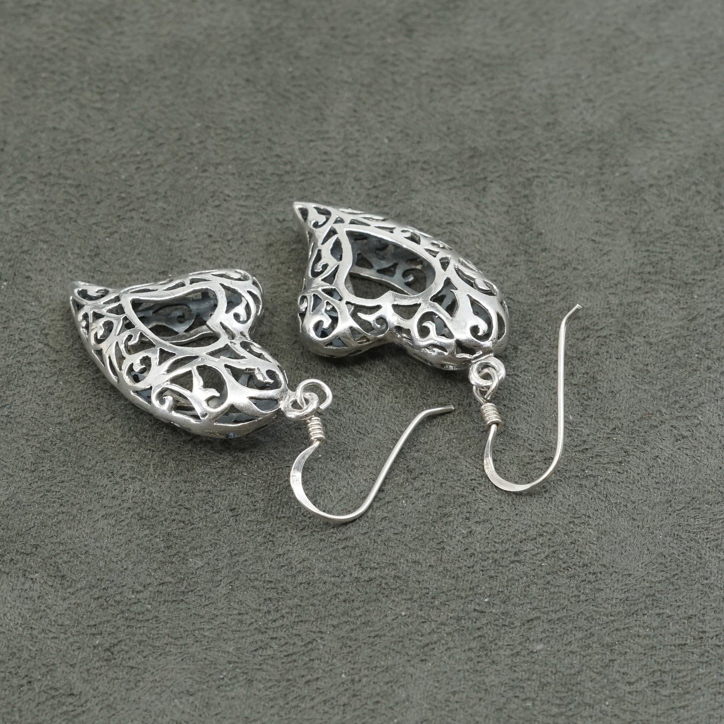 vtg Sterling silver handmade earrings, 925 filigree heart drops