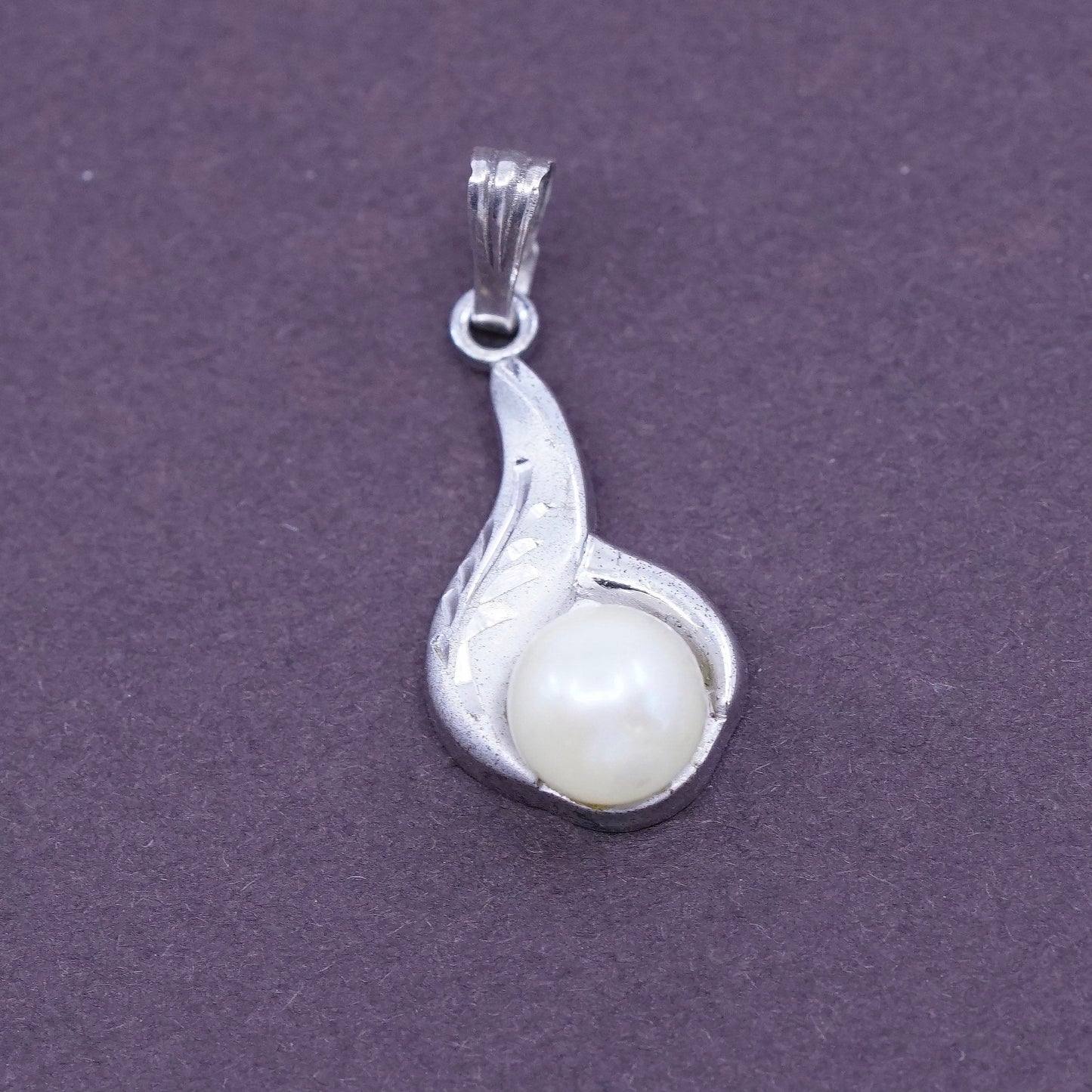 Vintage Sterling 925 silver handmade pendant with pearl, stamped sterling