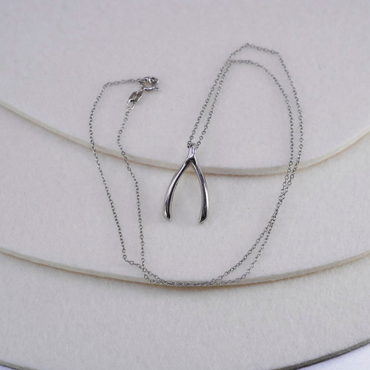 18”, vintage Sterling 925 silver handmade circle necklace with wishbone pendant