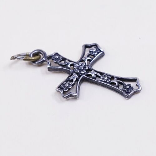 VTG handmade Sterling silver filigree pendant, 925 Floral cross Charm