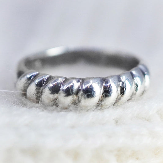 Size 7, vintage Sterling silver handmade ring, stackable 925 ribbed band
