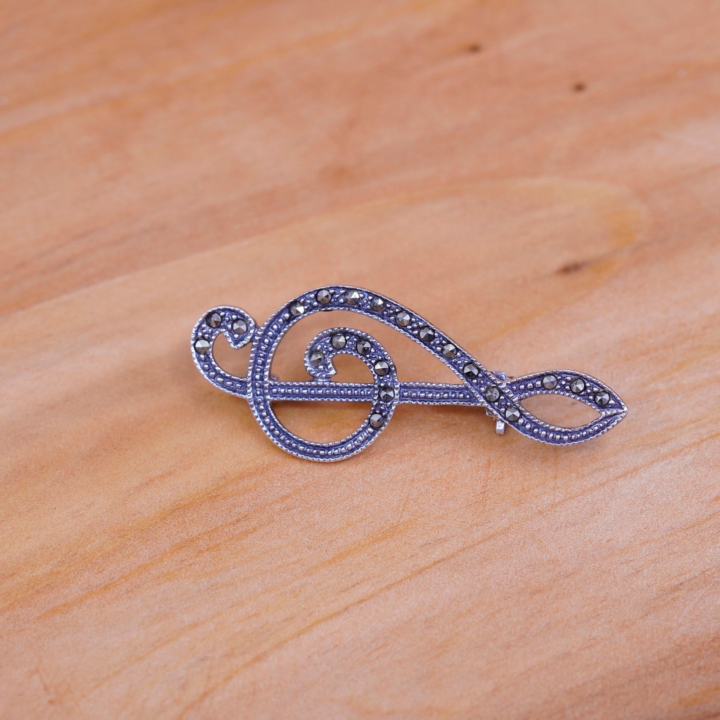 Vintage handmade sterling 925 silver music note symbol brooch with Marcasite