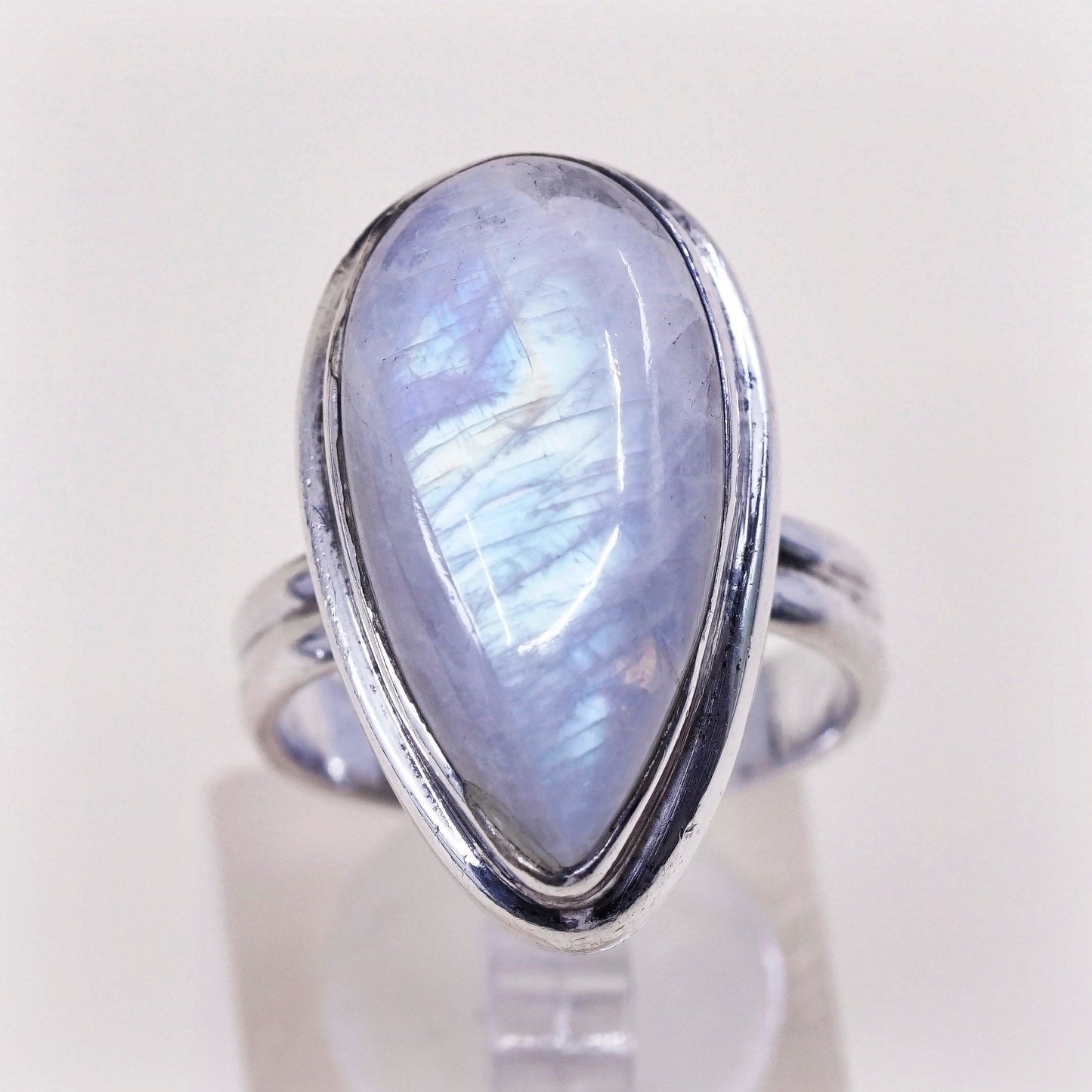 Size 9, vtg sterling silver handmade ring, 925 band with teardrop moonstone