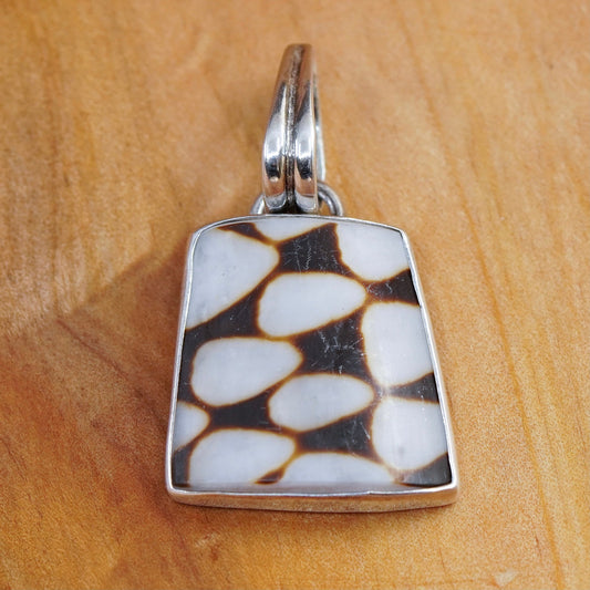 Vintage Sterling silver handmade pendant, 925 frame with fossil shell