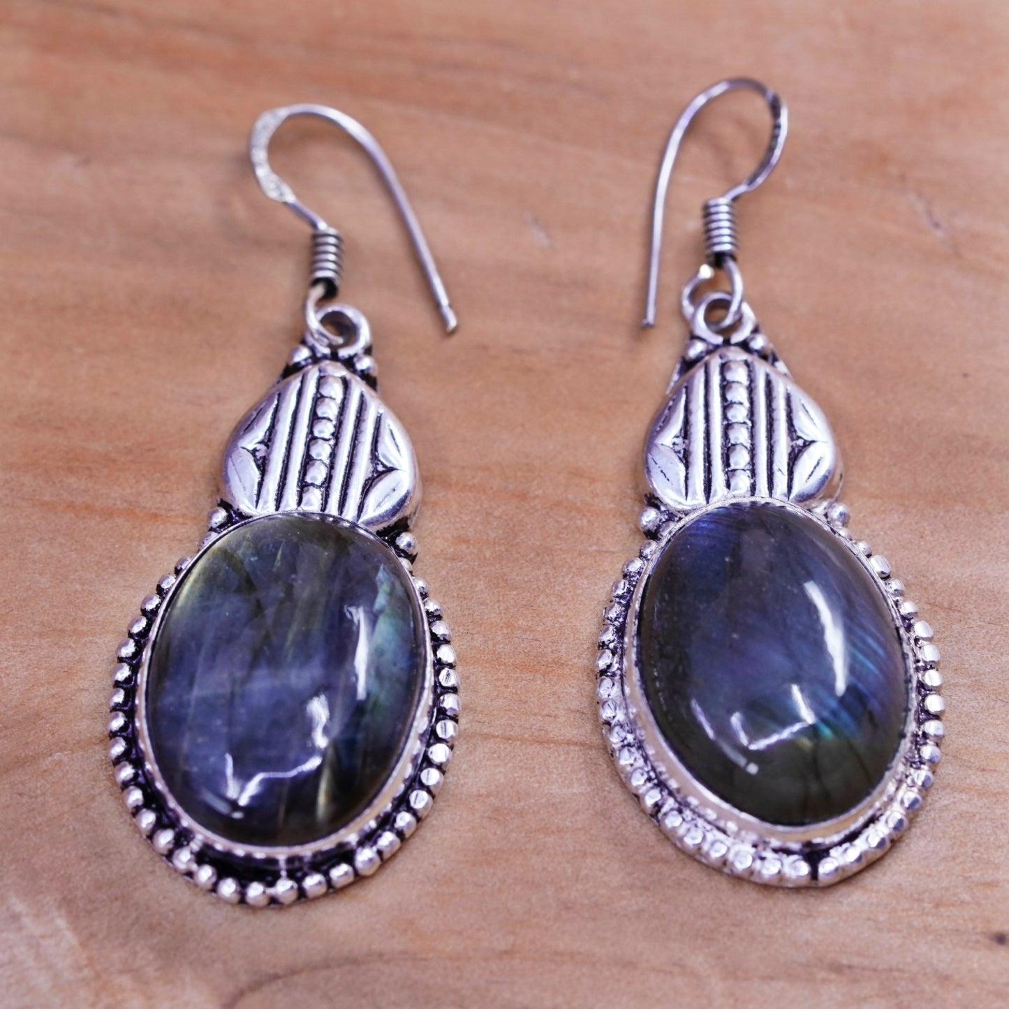 Vintage Sterling 925 silver handmade earrings with oval labradorite and beads