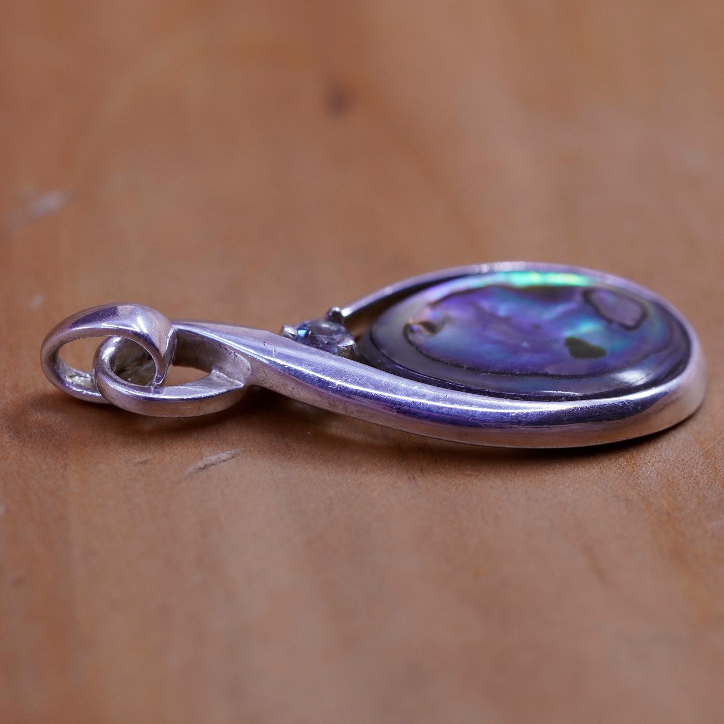 Vintage Sterling 925 silver handmade pendant with teardrop abalone and topaz