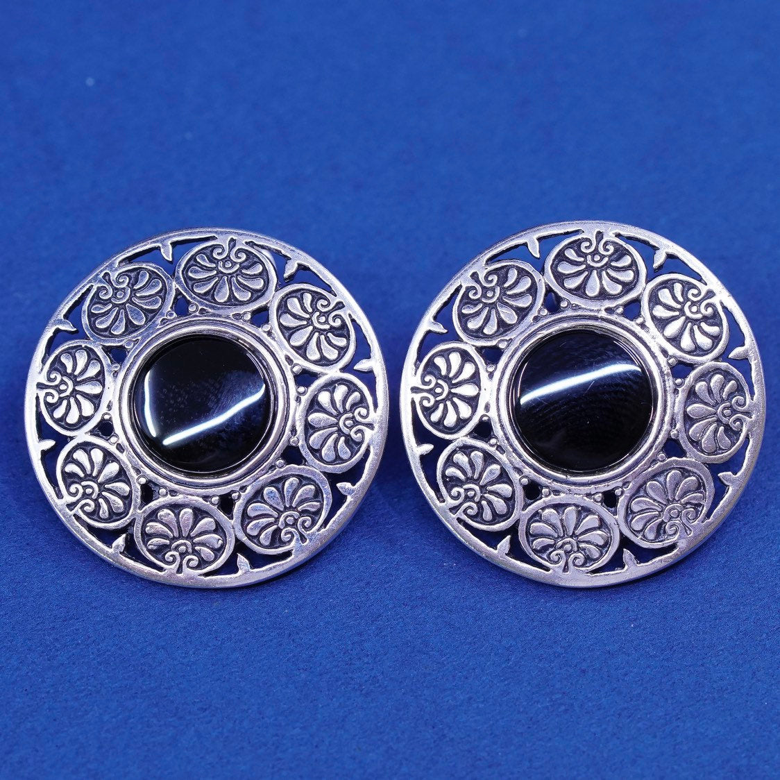 vtg sterling silver handmade earrings, 925 round studs w/ obsidian N Filigree