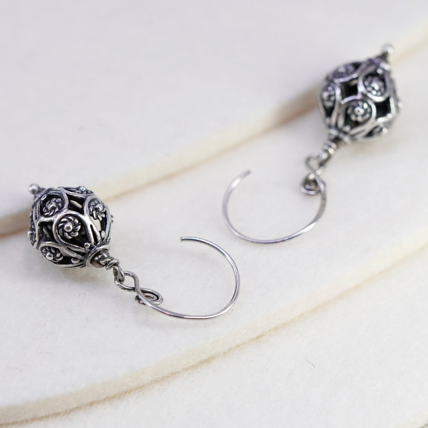 Vintage Sterling 925 silver filigree bead earrings