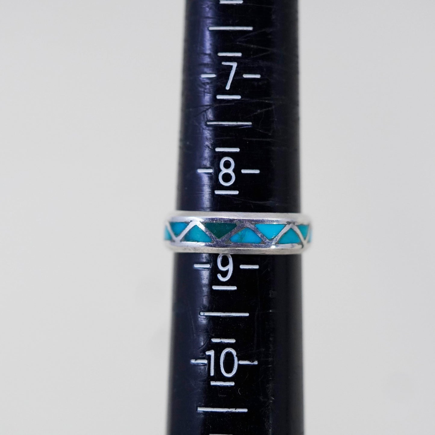 Size 8.5, Sterling silver handmade ring, 925 zig zag band with turquoise, Zuni