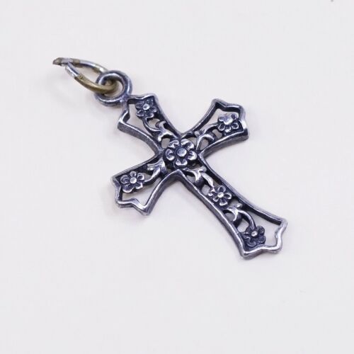 VTG handmade Sterling silver filigree pendant, 925 Floral cross Charm