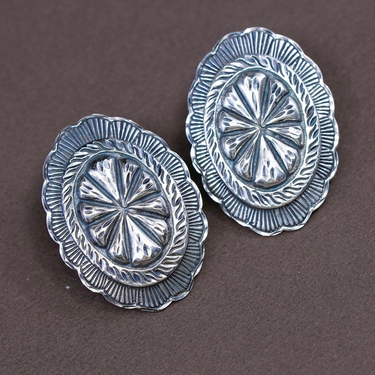 vtg Native American Navajo Sterling silver handmade earrings, jewelry 925 studs