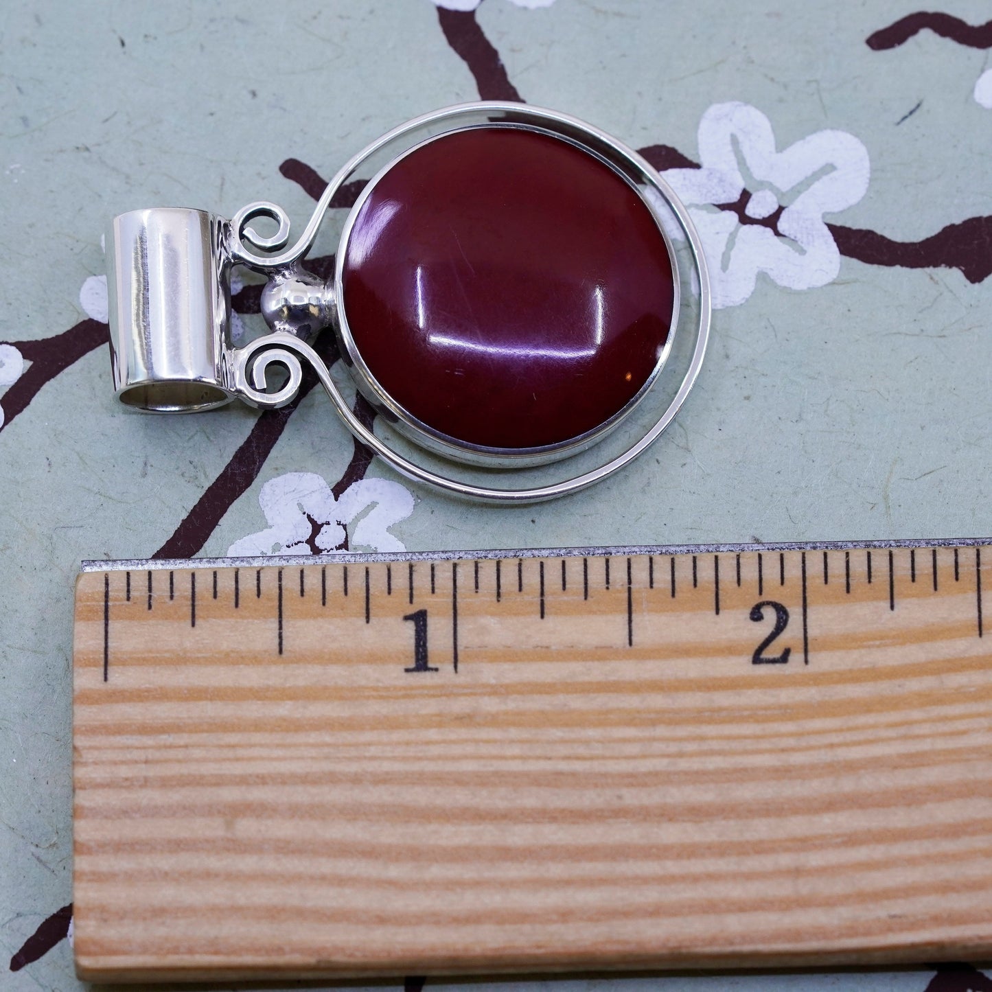 Vintage Mexico Sterling 925 silver handmade round pendant with red onyx