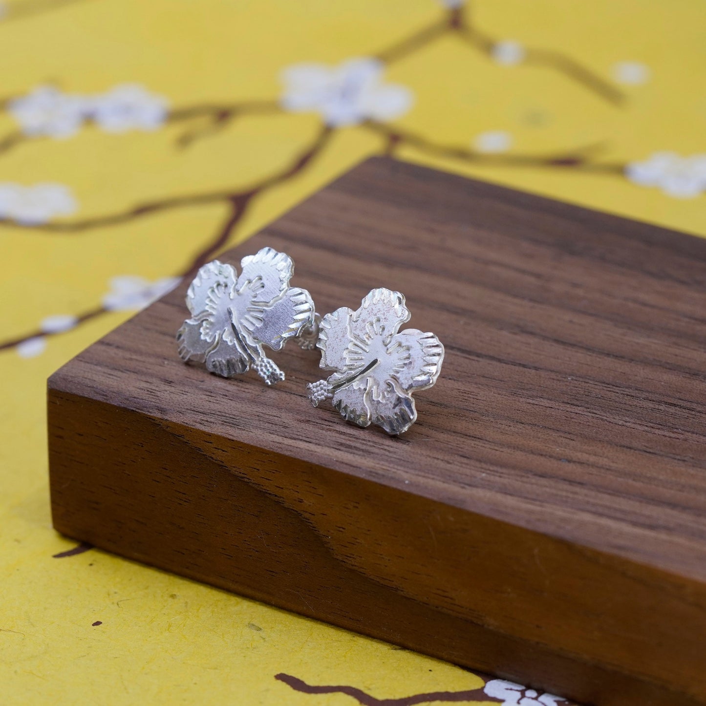 vtg LAM Sterling silver handmade earrings, 925 Hawaiian Hibiscus flower studs