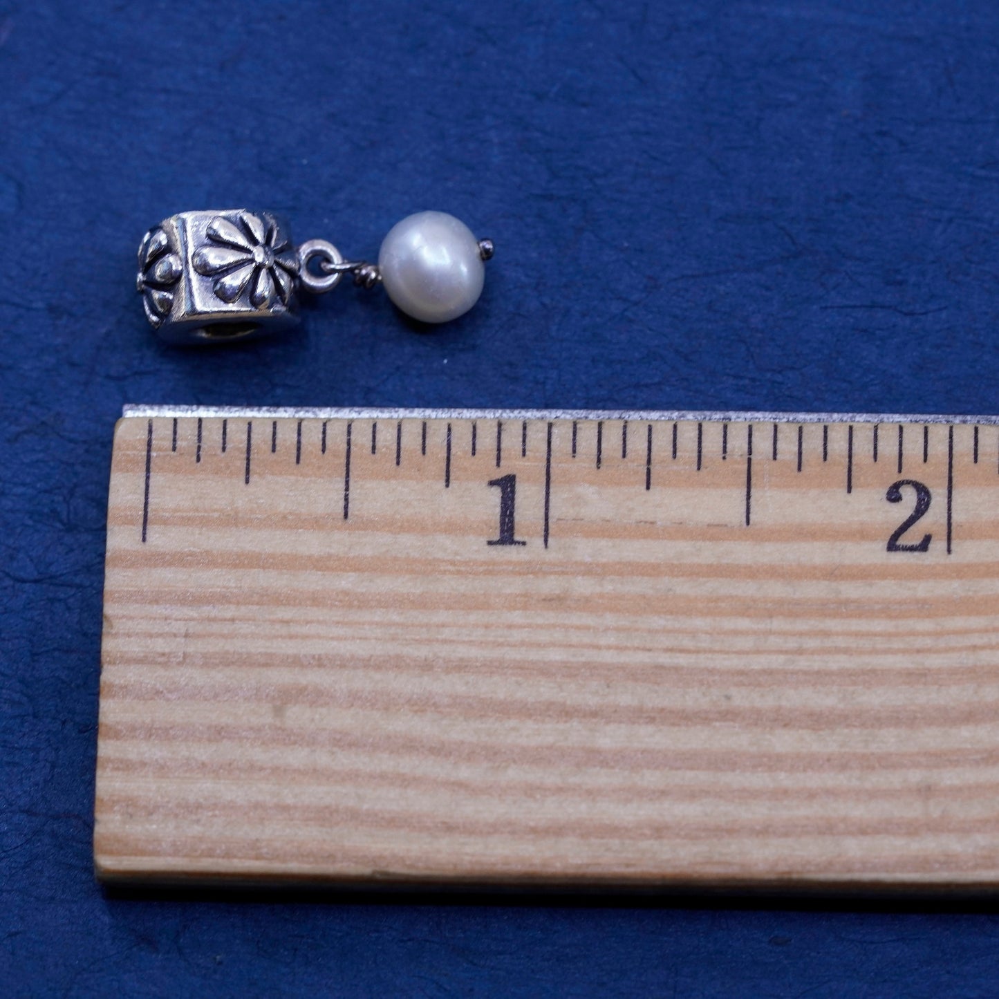 Vintage sterling silver handmade pendant, 925 bead charm embossed flower pearl