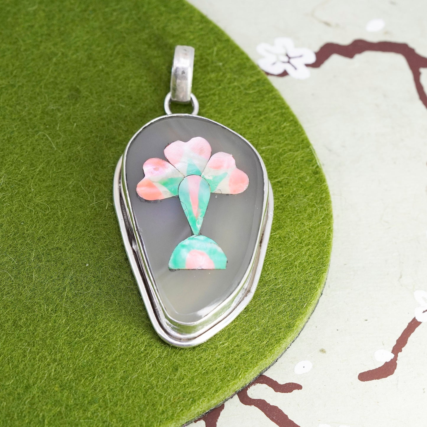 Vintage sterling silver pendant 925 teardrop quartz pink mother of pearl flower