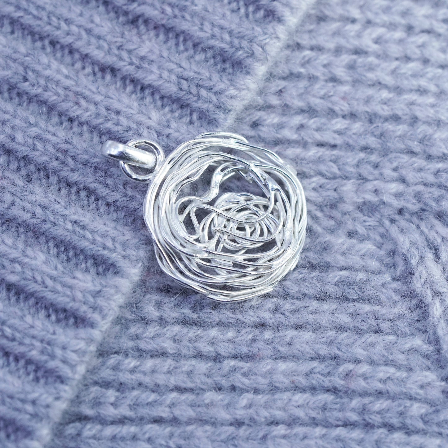 Vintage sterling 925 silver handmade wired circle pendant