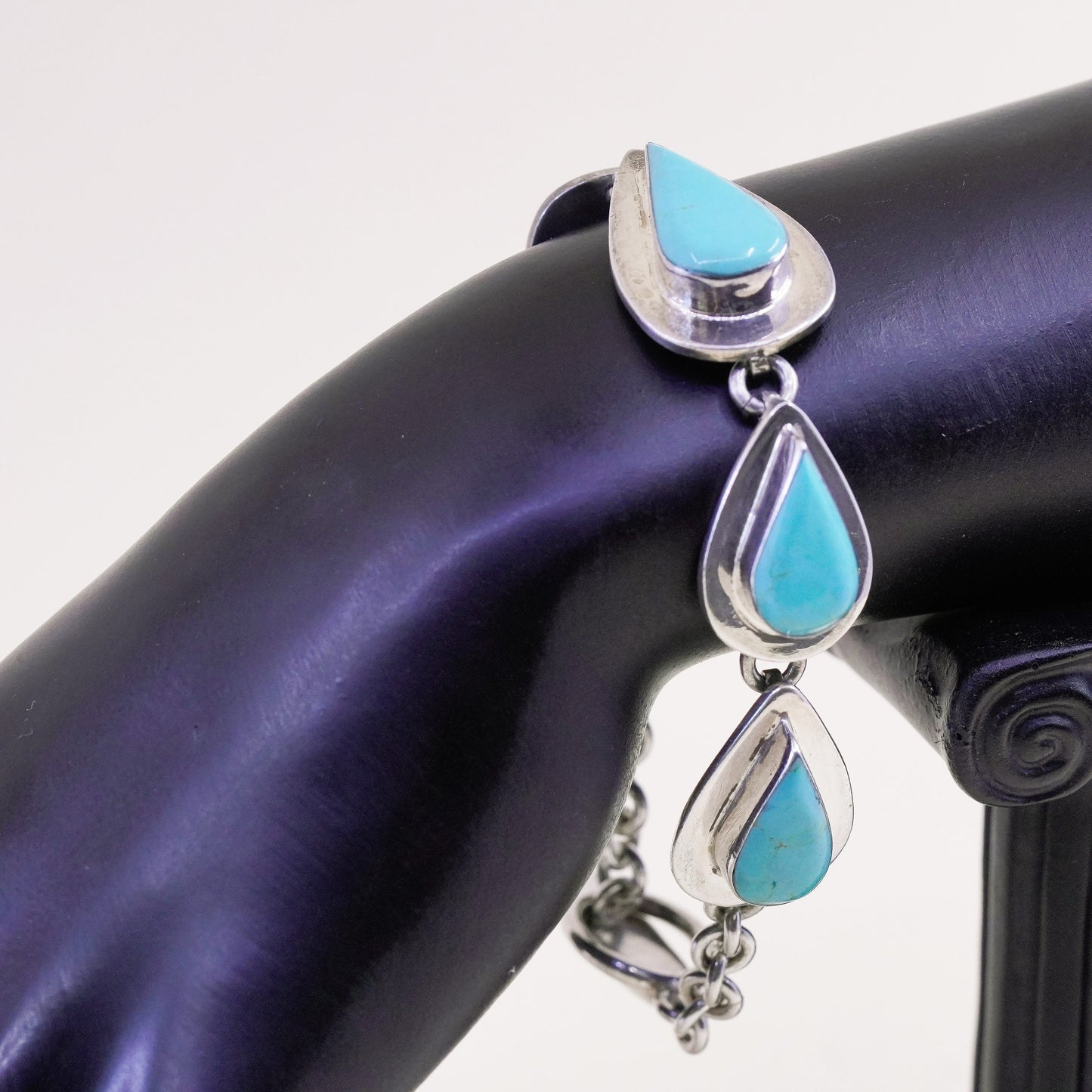 7.5”, Sterling silver handmade bracelet, Mexico 925 chain teardrop turquoise