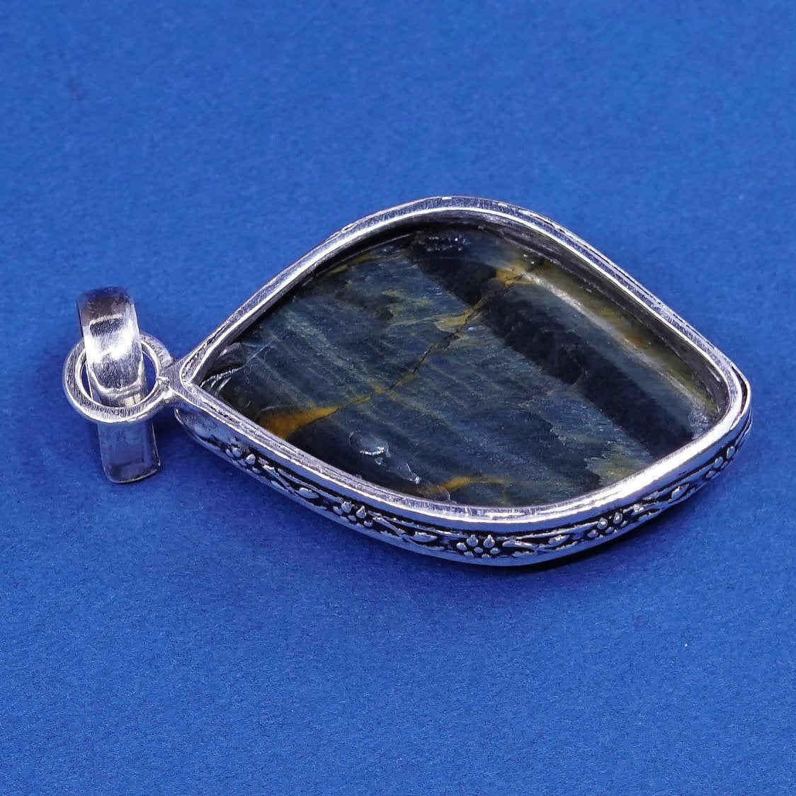 vtg Sterling silver handmade pendant, 925 irregular labradorite, silver tested