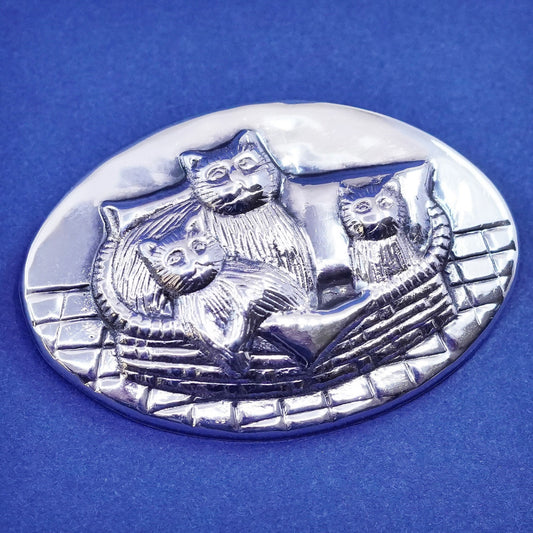 Vintage sterling silver handmade brooch, relief 925 cat pin