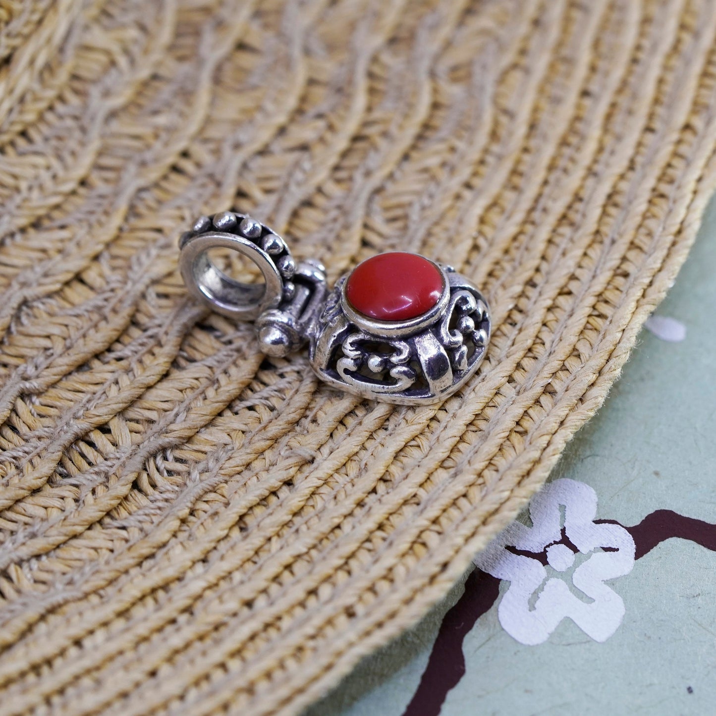 Vintage Sterling 925 silver handmade pendant red onyx and beads