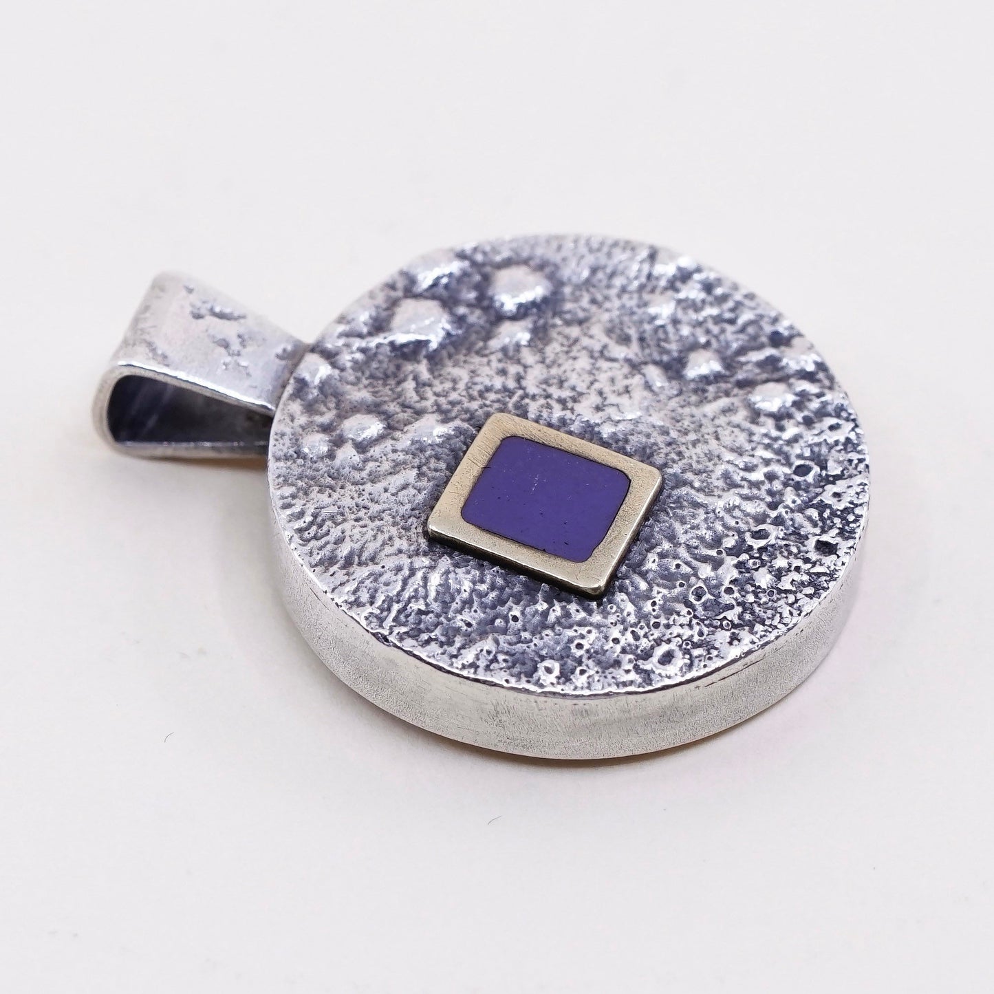 vtg 14K gold accent w/ sterling silver handmade textured pendant with purple