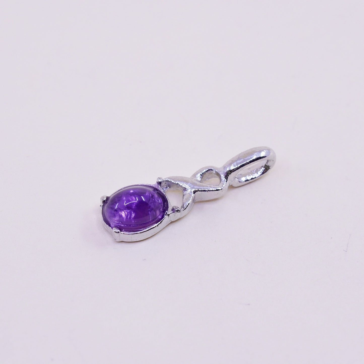 vintage tiny sterling 925 silver pendant with oval amethyst