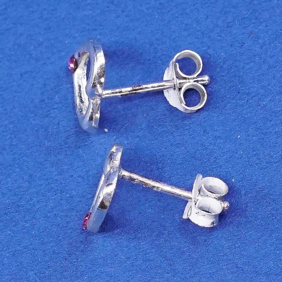 vtg Sterling silver handmade earrings, 925 heart studs w/ pink crystal