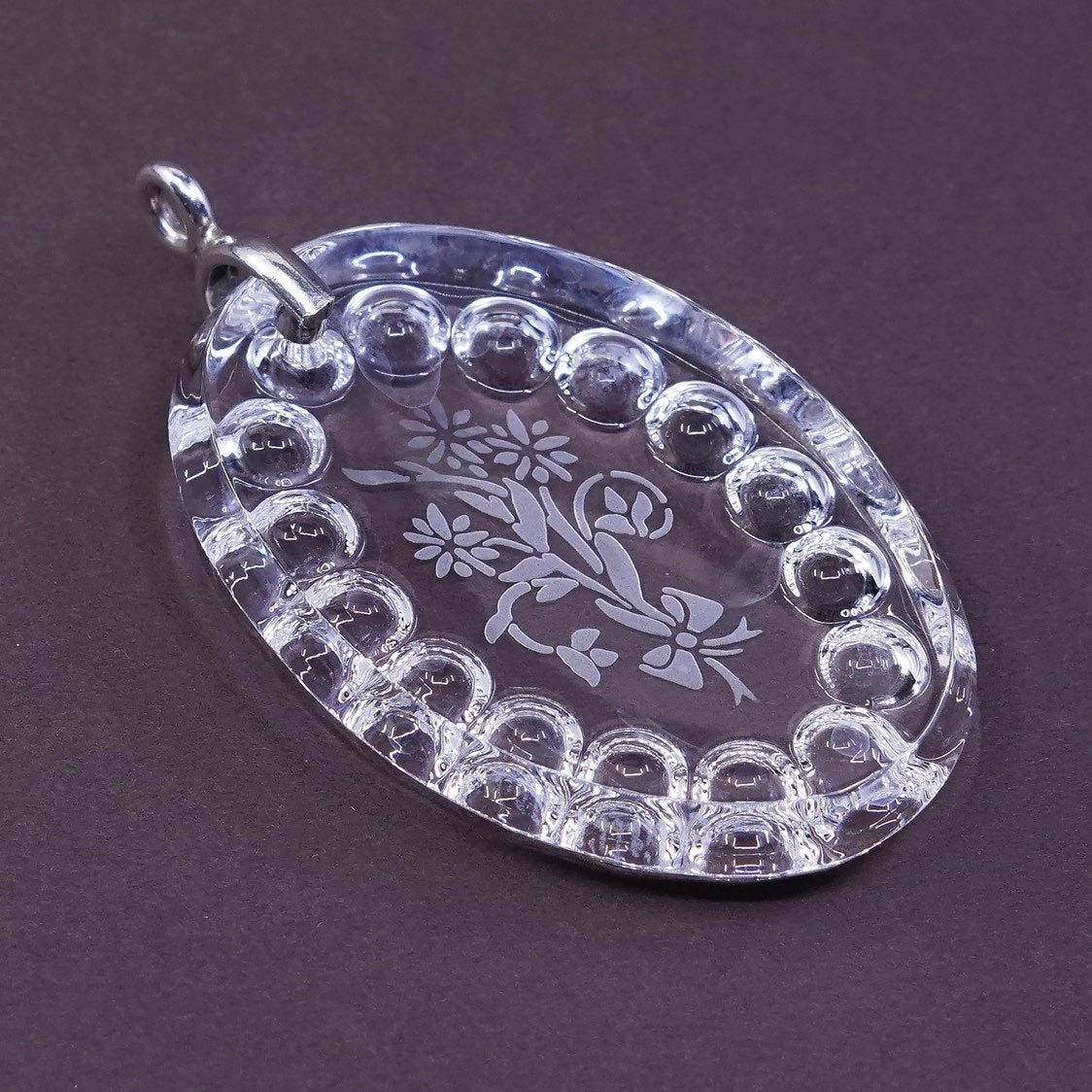vtg Sterling 925 silver with oval artisan Crystal glass pendant with flower