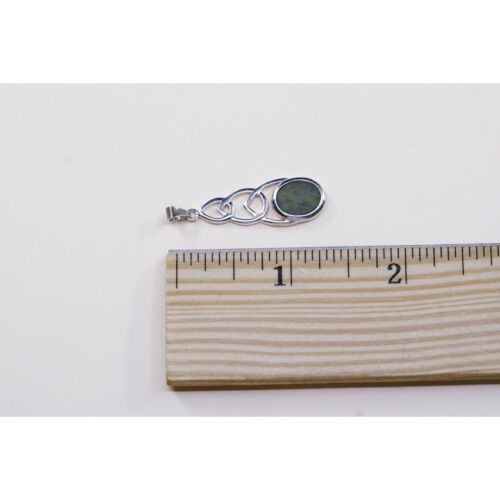 Vtg Sterling Silver Handmade Pendant solid 925 silver w/ Oval jade, Stamped 925