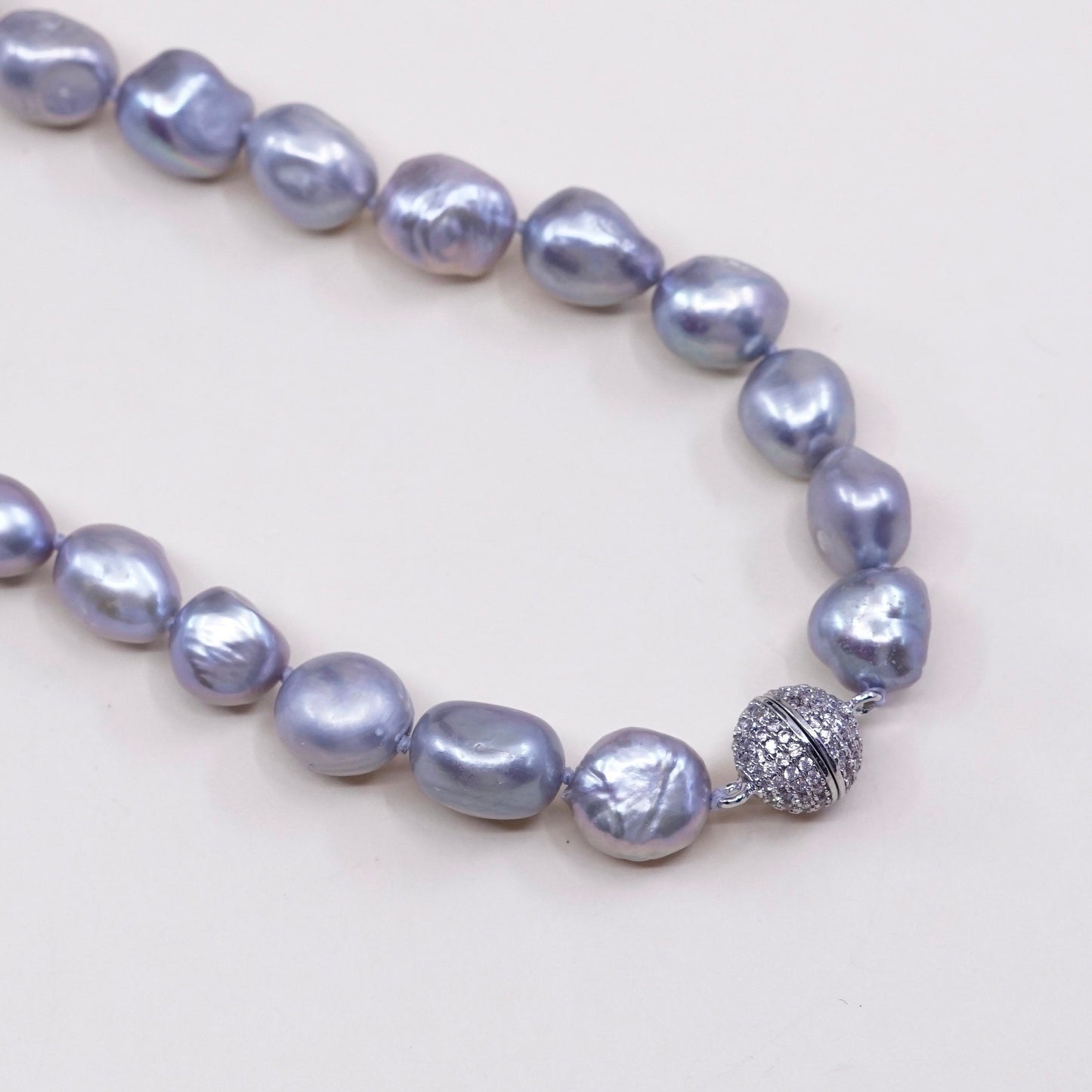 18”, Vintage handmade genuine gray pearl beads necklace with clasp N Cz cluster