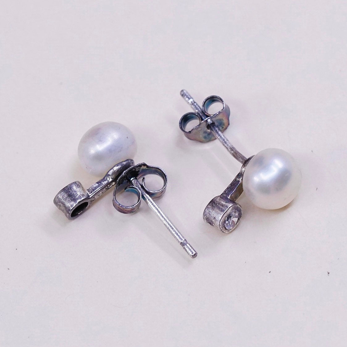 vtg Sterling silver handmade earrings, 925 studs w/ pearl n crystal