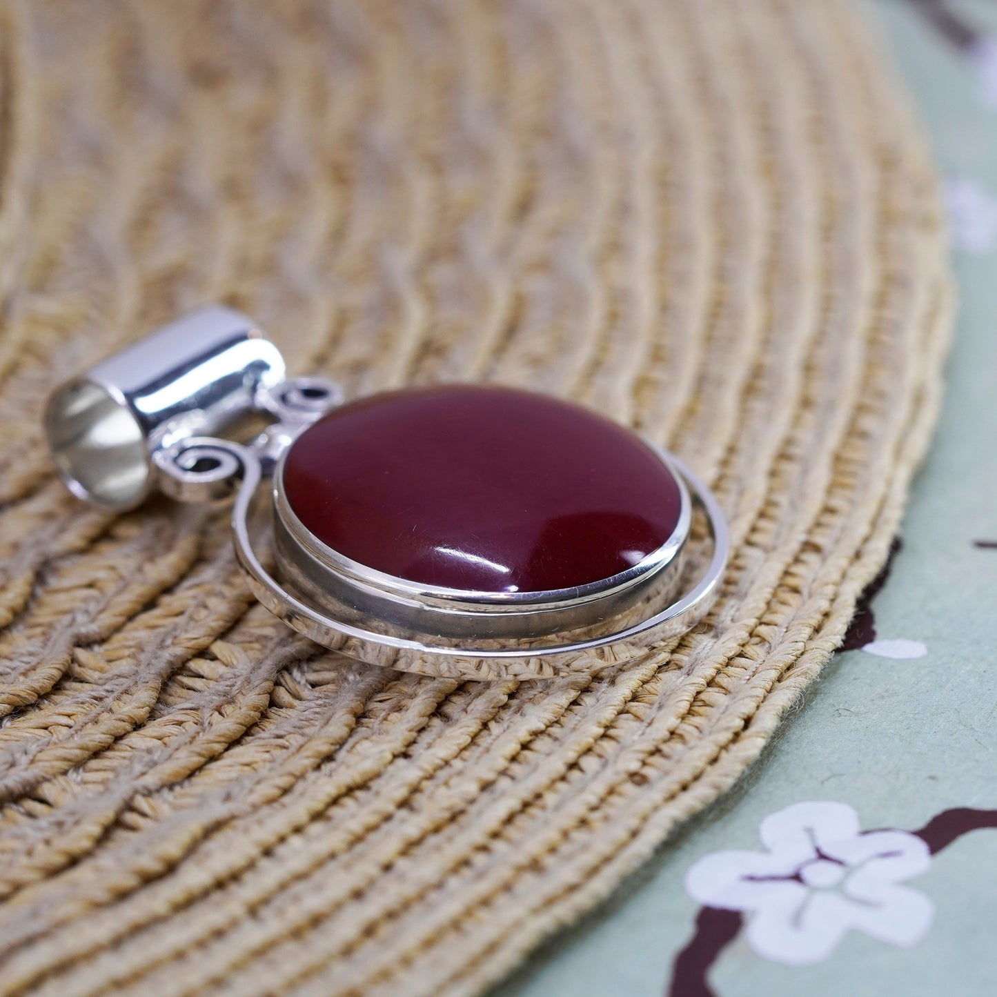 Vintage Mexico Sterling 925 silver handmade round pendant with red onyx