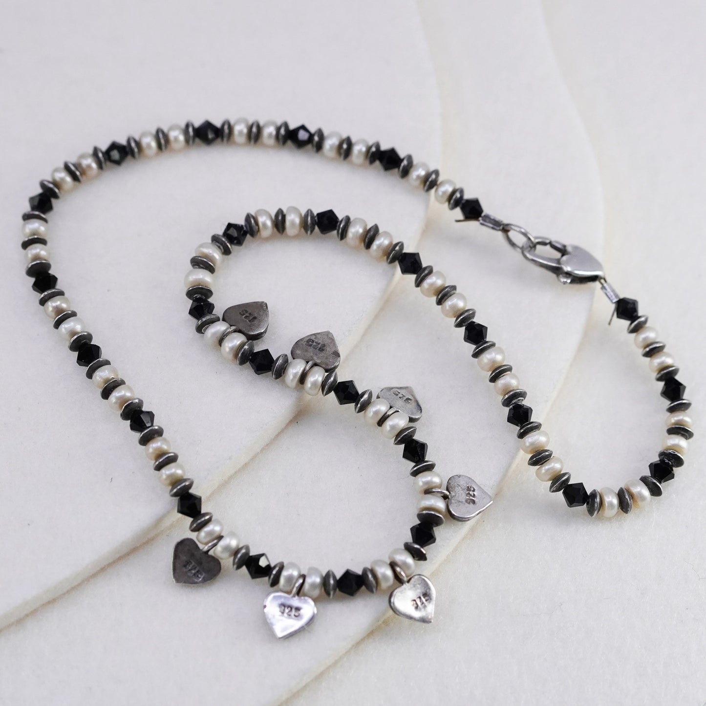 15”, Sterling 925 silver handmade necklace w/ heart pendants garnet pearl beads