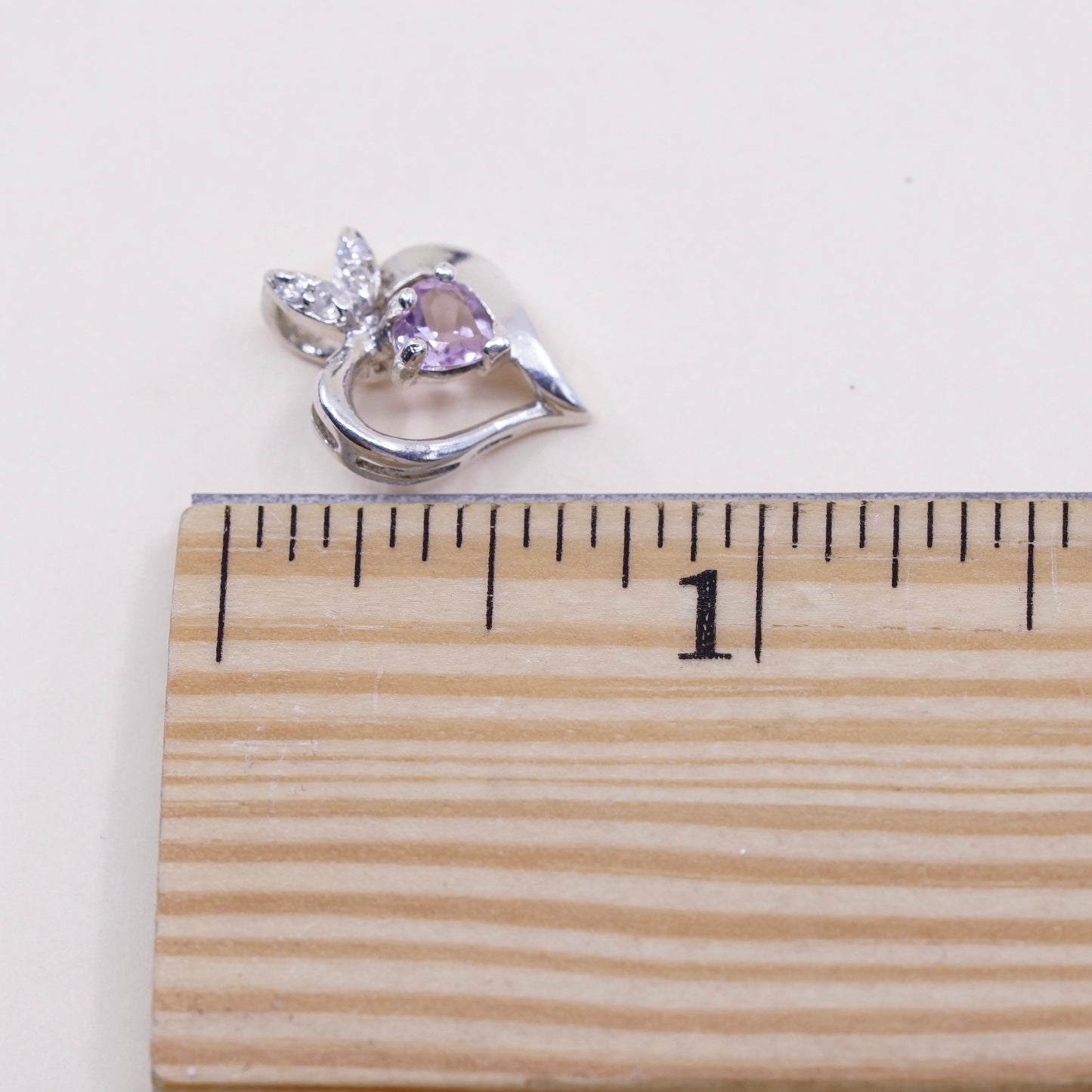 vtg Sterling silver pendant, 925 with heart amethyst N cz