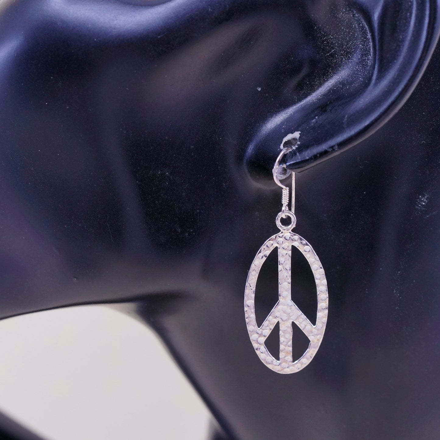 Vintage Sterling 925 Silver Hammered peace CND sign Earrings