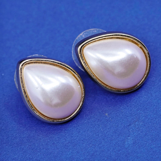 Women’s Vintage gold tone Richelieu Baroque teardrop Pearl Earrings