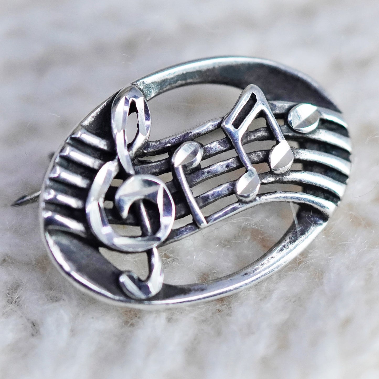 Vintage sterling silver handmade brooch, 925 music symbol