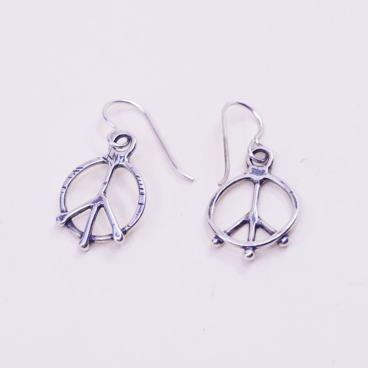 Vintage Israel Sterling 925 Silver Hammered peace CND sign Earrings